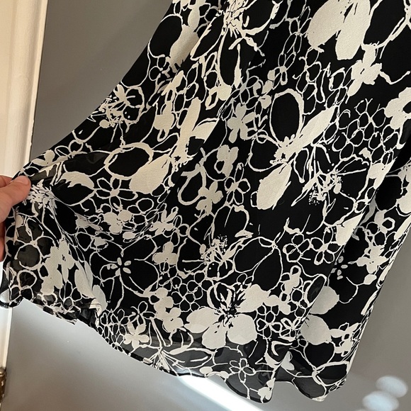 Anne Taylor vintage black and white floral print silk midi dress - Picture 5 of 5